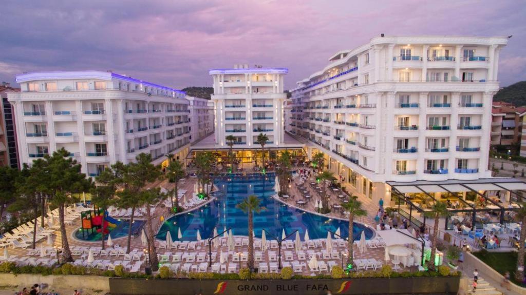 Apartment In Grand Blue Fafa Golem Golem  Dış mekan fotoğraf